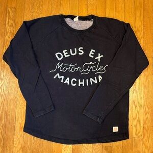 Deus ex Machina chainstitch embroidered crewneck fleece.